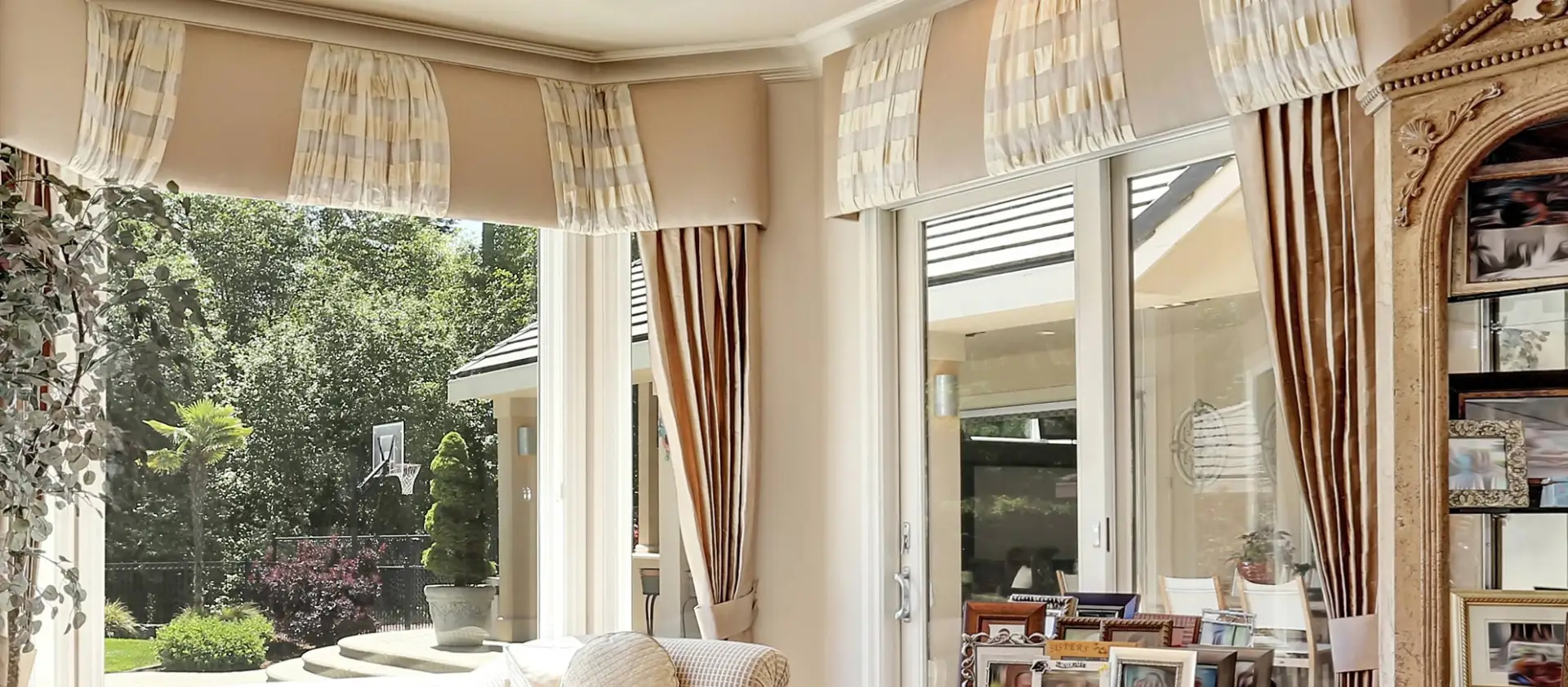 This Seasons Must-Have Styles For Living Area